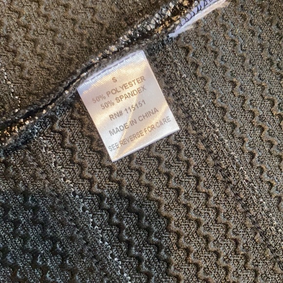 Romeo + Juliet Couture Metallic Silver Stretchy Mini Skirt - Picture 5 of 8